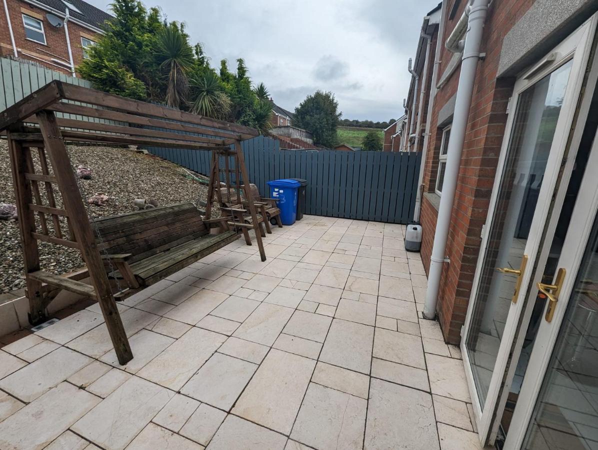 Villa House In Belfast Exterior foto