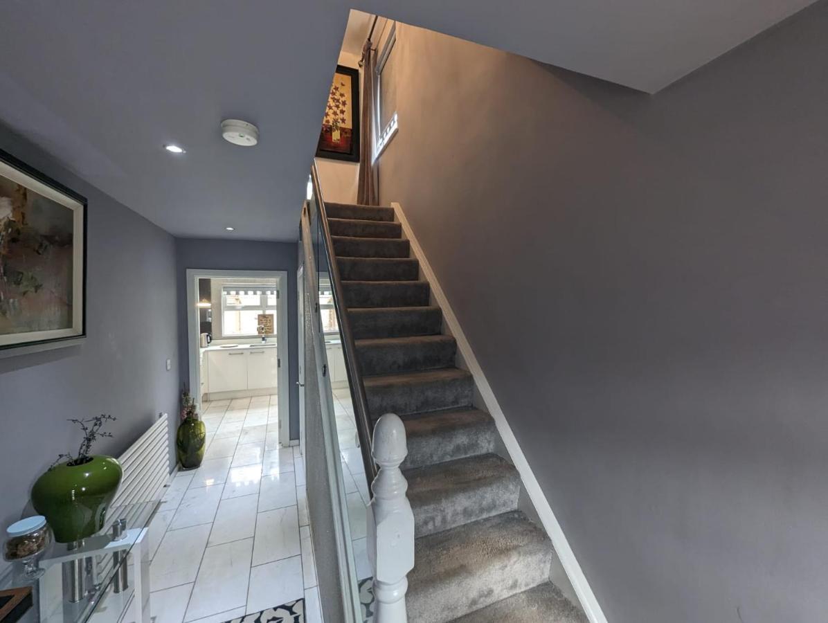 Villa House In Belfast Exterior foto